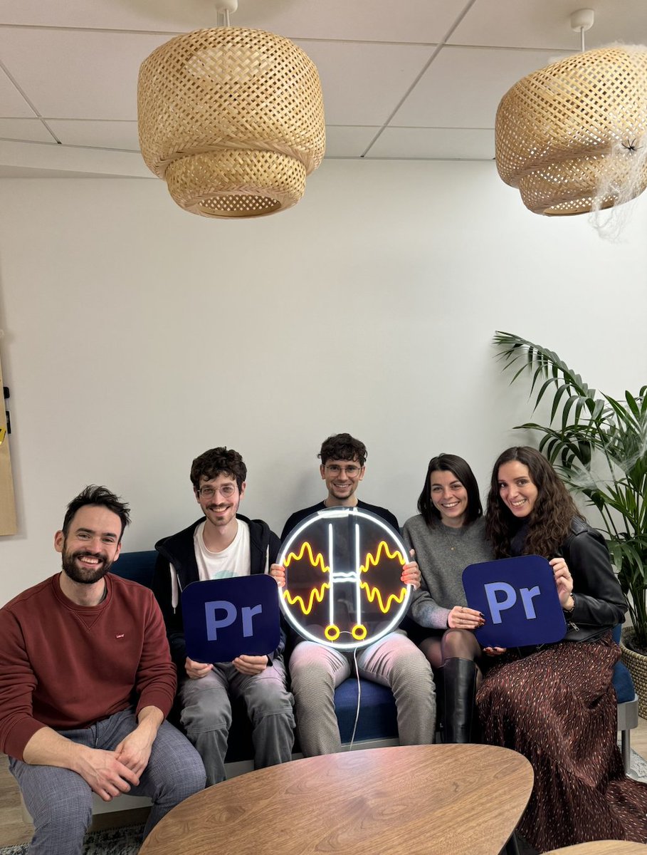 autocut_plugin's tweet image. 🚀 BIG NEWS : AutoCut’s new version for Premiere Pro is HERE ! 🎉

We're still pushing boundaries for #PremierePro while expanding to #DaVinciResolve ! 🚀

Enjoy enhanced captions, smoother podcast editing, refined AutoZoom, and optimized silences for faster edits✂️

#AutoCut