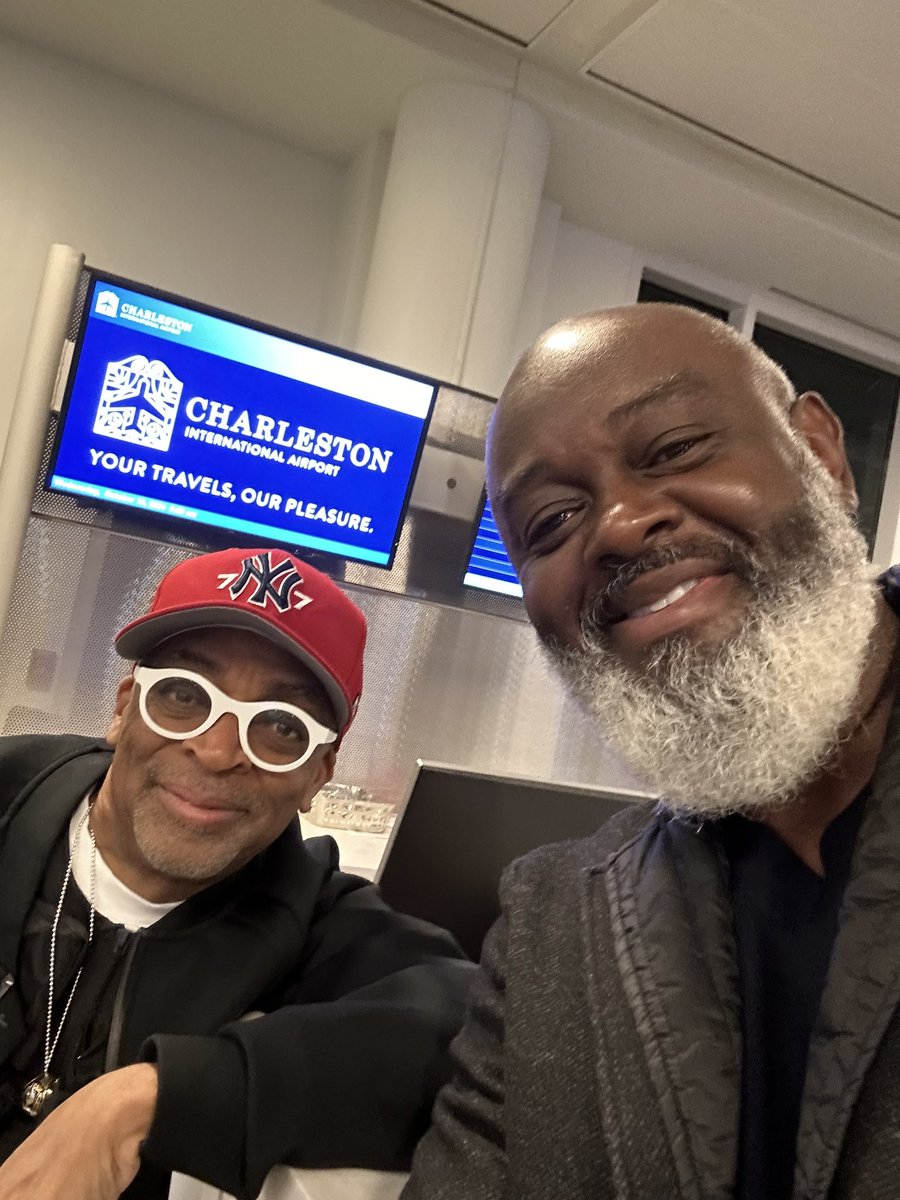 Shout out to the legend… #spikelee #filmmaker #movieproducer #screenwriter #actor #author