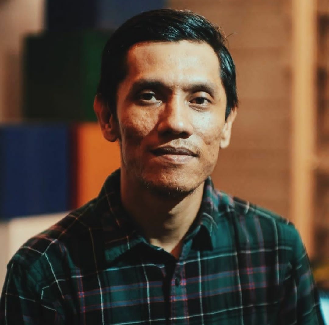 Tumpal Tampubolon earns his first Best Director nomination at the #FFI2024 for his feature debut ‘CROCODILE TEARS’.