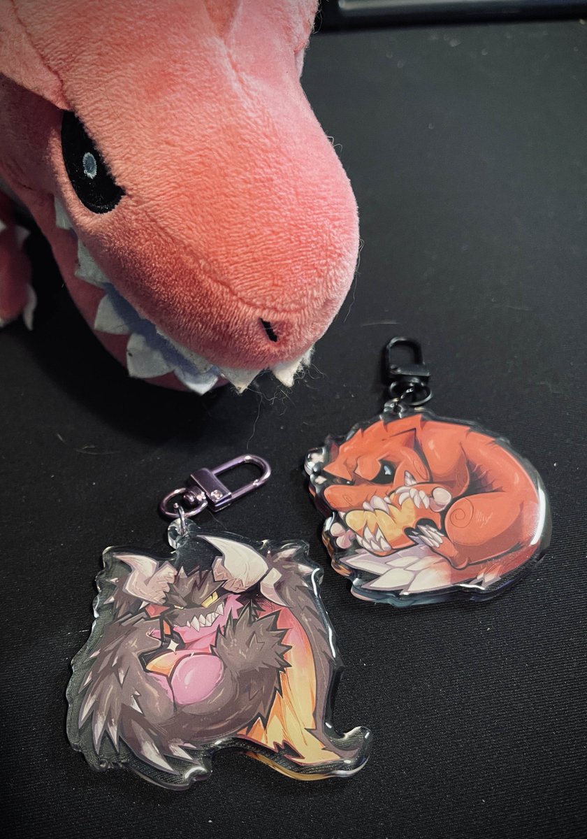 The Shop Restocked, so that means its time for another ✨ GIVEAWAY ✨

Reply here &amp; Follow Me, and you can win the Nergigante AND Odogaron charms I used for the promos, ends Sunday at 5pm EST!