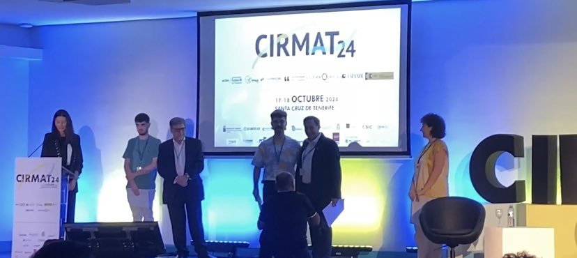 MAT4LL's tweet photo. Felicidades a Santi, que ha recibido premio en el congreso #CIRMAT24 por su póster en la categoría de #MATERIALIZA 👏👏👏 https://t.co/XwKMKd05xd