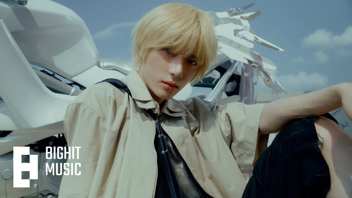 BIGHIT_MUSIC's tweet image. The Star Chapter: SANCTUARY - Concept Clip 'KNIGHT'
(youtu.be/_fx0XX5HA2Y)

#투모로우바이투게더 #TOMORROW_X_TOGETHER #TXT 
#TheStarChapter #SANCTUARY #TXT_KNIGHT