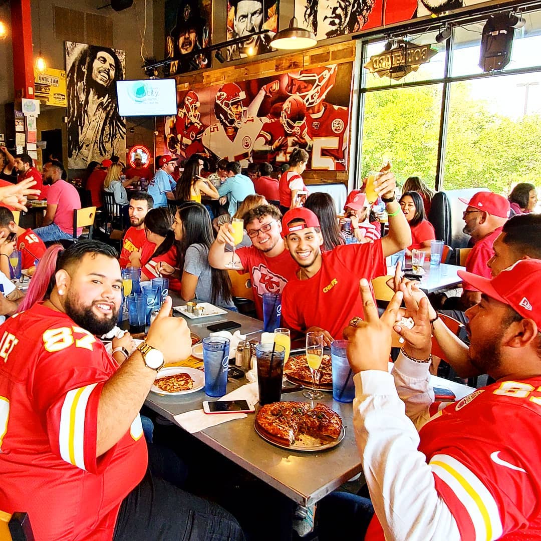 artegopizza's tweet image. This Sunday!
$20 all you can drink!
Special starts at 2pm
#kc #kcmo #kclocal #kansascity #chiefs #ChiefsKingdom