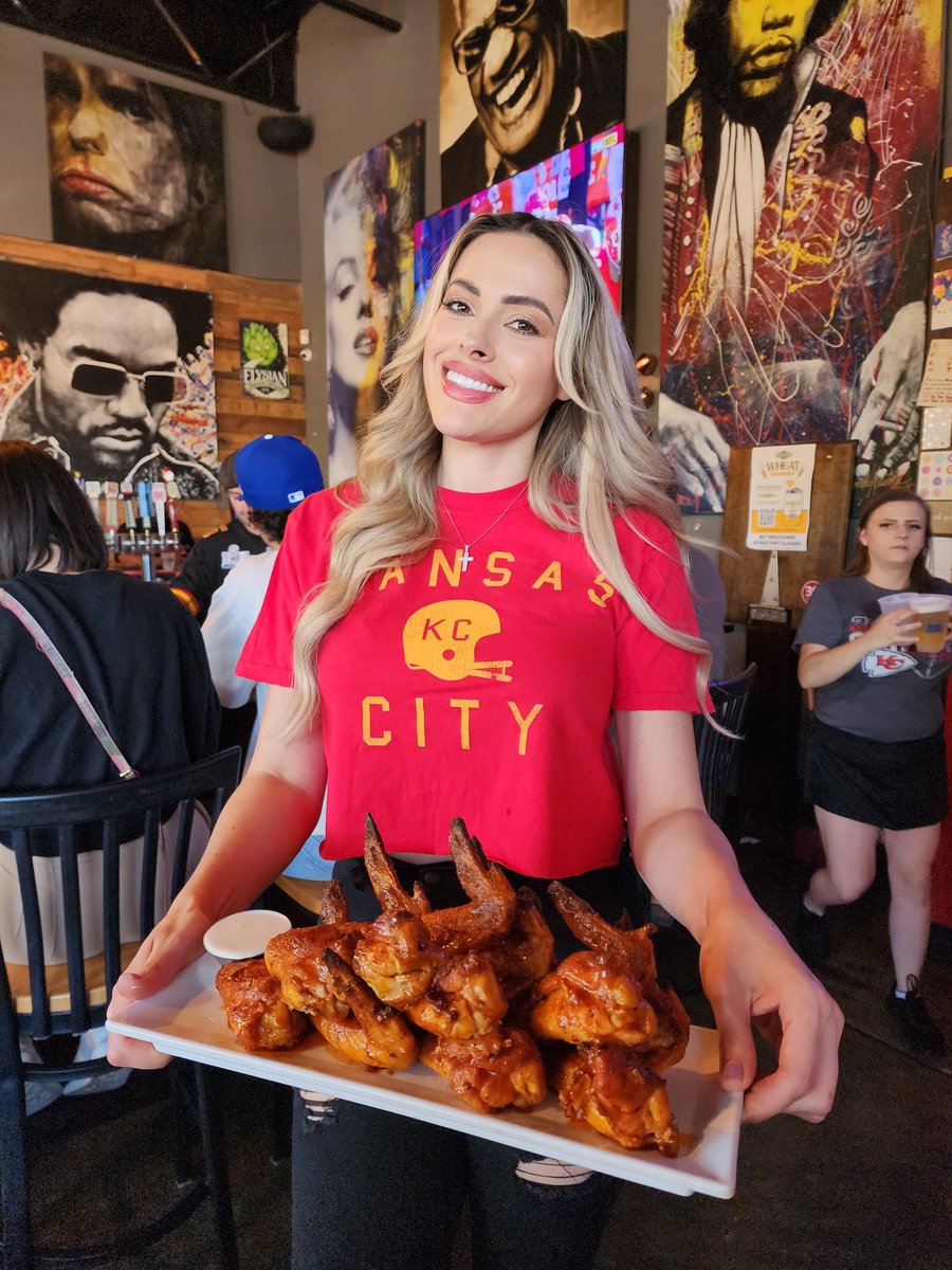 artegopizza's tweet image. This Sunday!
$20 all you can drink!
Special starts at 2pm
#kc #kcmo #kclocal #kansascity #chiefs #ChiefsKingdom