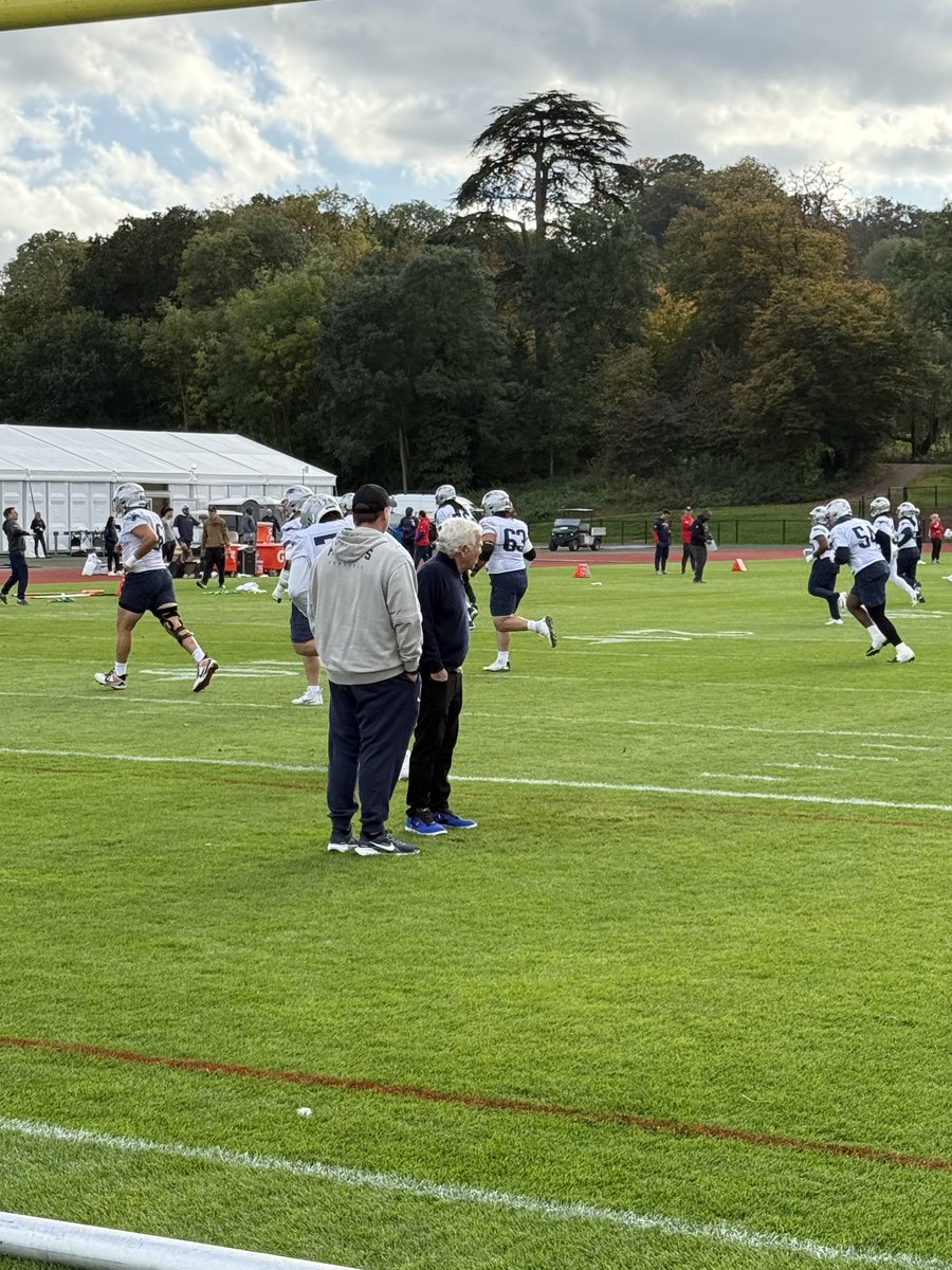Robert Kraft has made the trip to London. He seems to have thrown a hell of a party for the sponsors as well