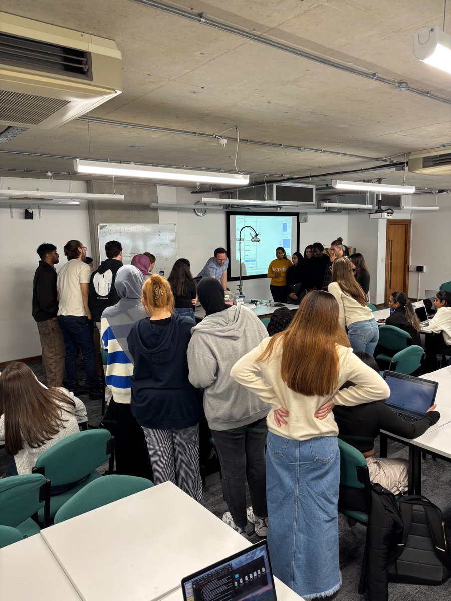 Brainbox_Init's tweet image. Today, our team had the pleasure of hosting an Introduction to Transcranial Ultrasound Stimulation (TUS) workshop at the University of Westminster 🧠
It was great to see delegates engage with the potential of TUS. A big thank you to everyone who attended!