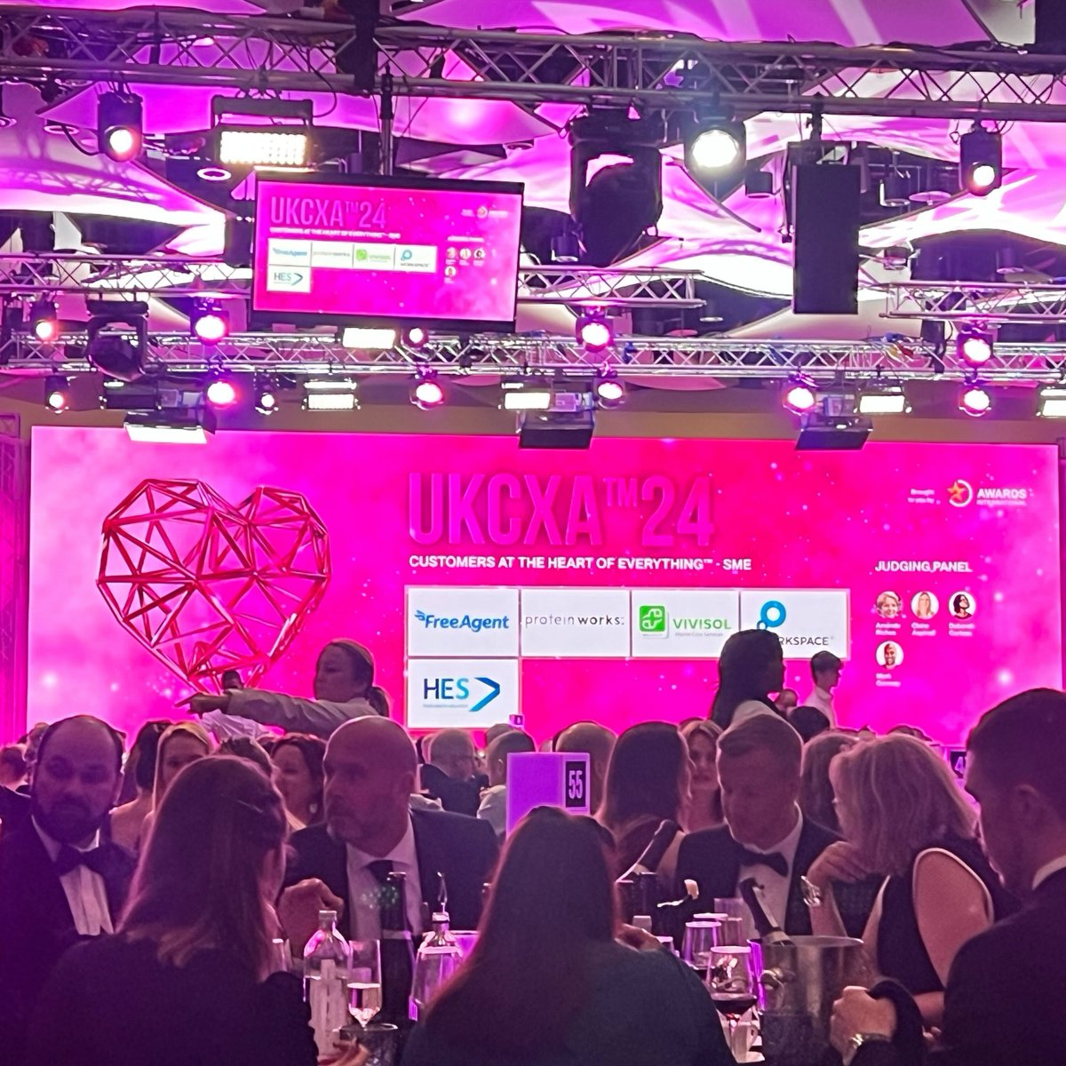 FreeAgent tweet media