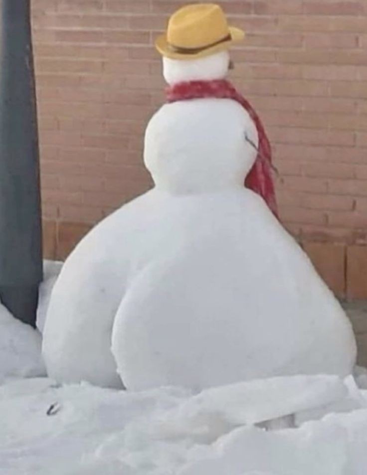 That Feathered Monster 🔞 tweet media