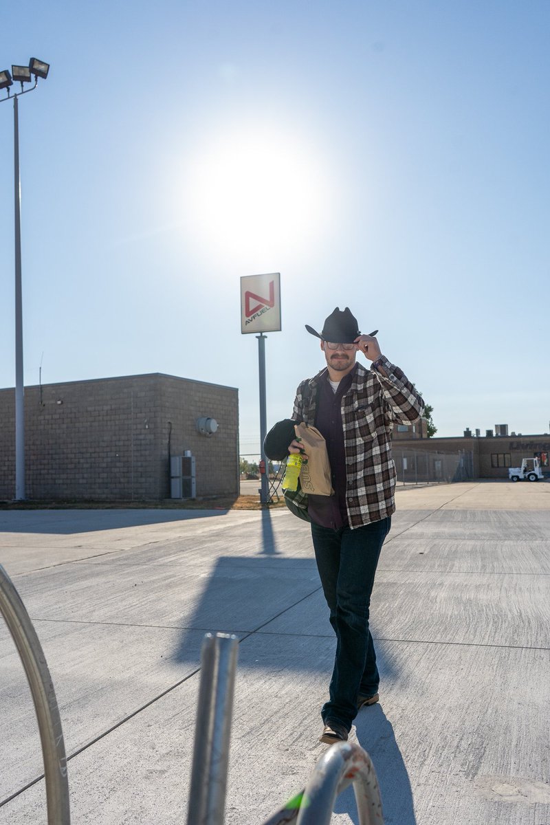 UNI Football tweet media