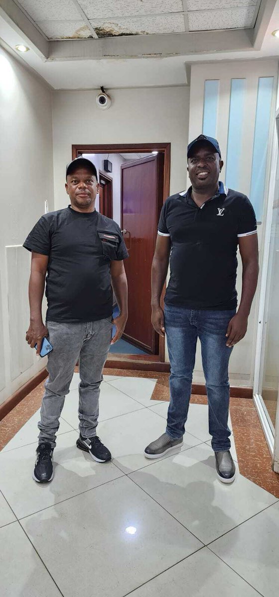 kameme101's tweet photo. #HumukaFriday ni less talk more music na @Mansaimo na @Kattajkatta na ruo rwimbo unengererio ni @DJJey254. Urahumukira mwena uriku? SMS 20014 https://t.co/nWOksEU6xK