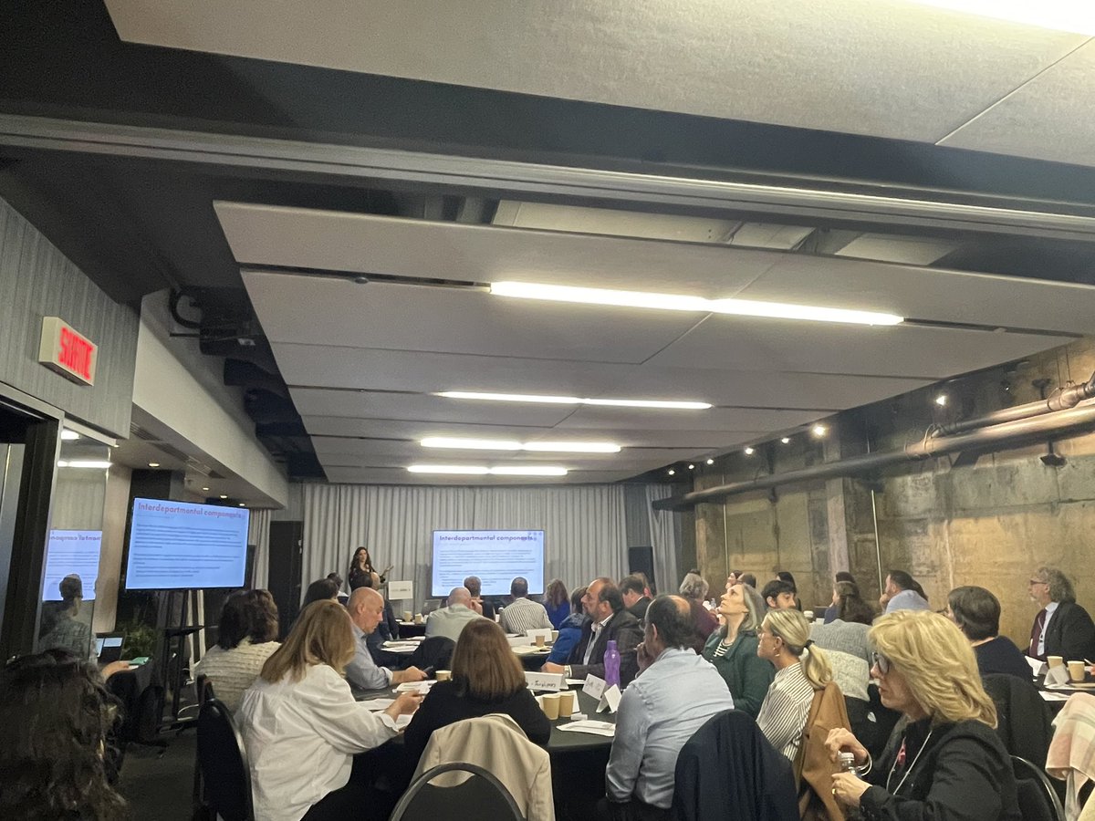 KarimA_GC's tweet photo. A real pleasure to represent @TBS_Canada during the ESDC Dialogue Day with Representatives of the English and French speaking Minority Communities of Quebec. Un vrai plaisir d’apprendre sur leur réalité sur le terrain en cette journée de dialogues avec les CLOSMs. #OLA #LLO https://t.co/yS85mSD0aO
