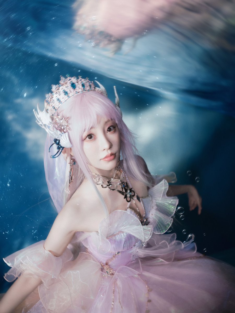 Chinese Actress & Actor tweet media