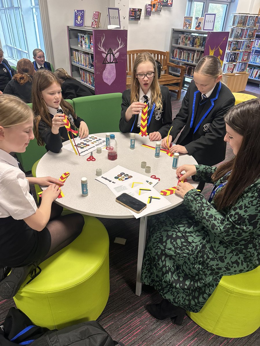 Islwyn High English tweet media