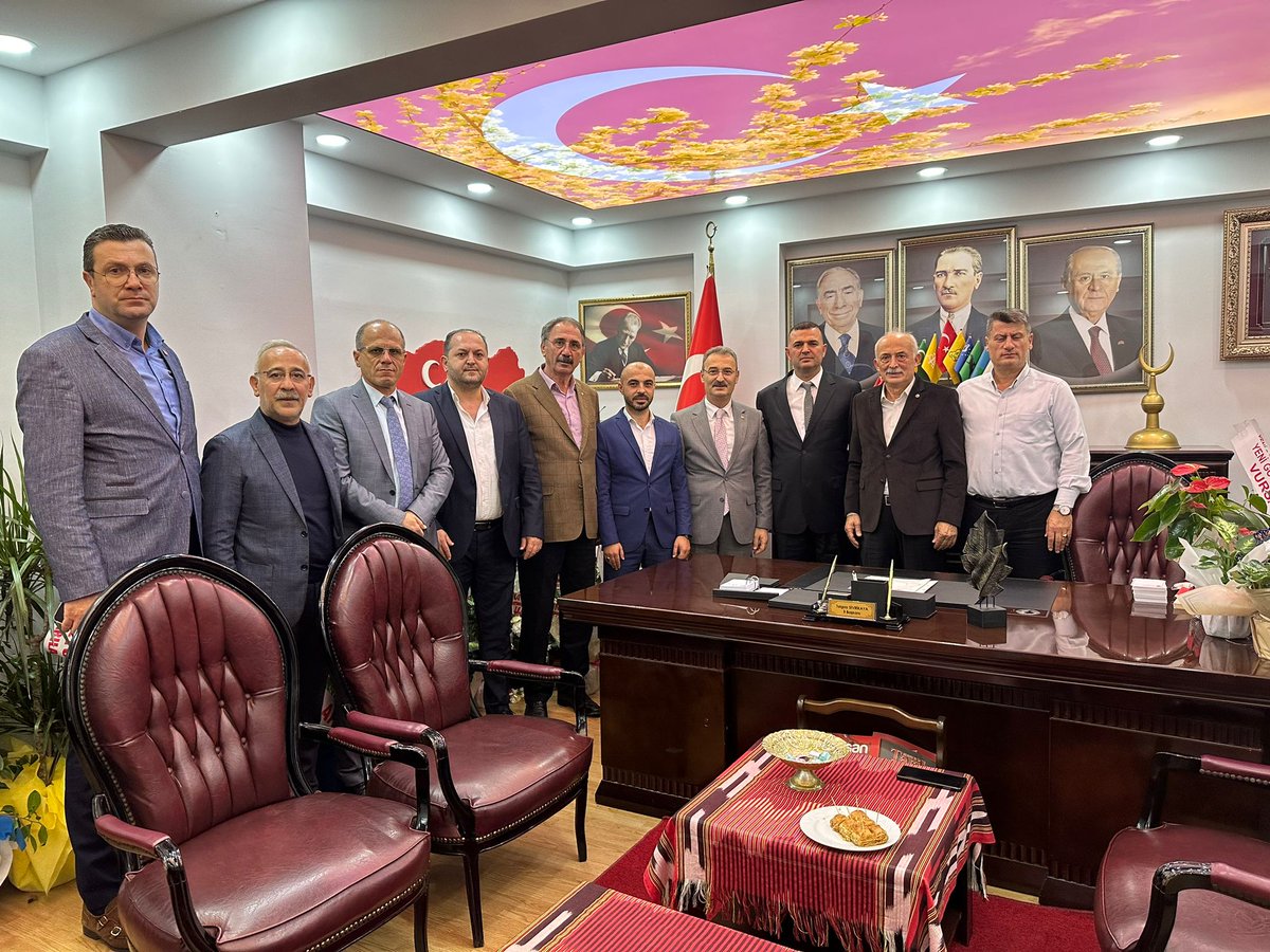📌Milliyetçi Hareket Partisi Genel Başkanımız Sn.Devlet Bahçeli Bey'in tensipleriyle MHP Trabzon İl Başkanlığına atanan Sn.Tolgay Sivrikaya Bey'i makamında ziyaret ettik. 
 📌Kıymetli Başkanımıza göstermiş olduğu sıcak ilgi ve misafirperverliğinden dolayı teşekkür ederiz.
