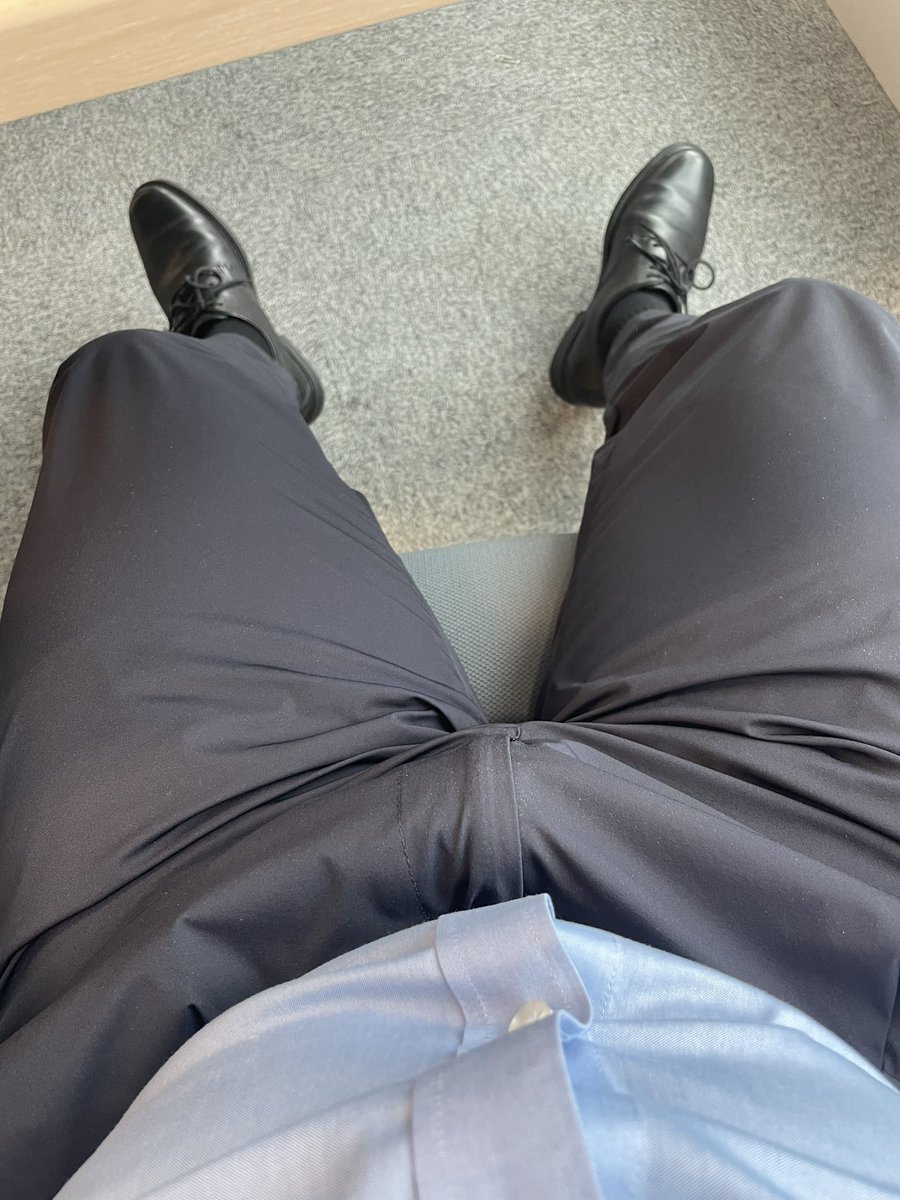 工作一年真的很喜歡穿正裝👔