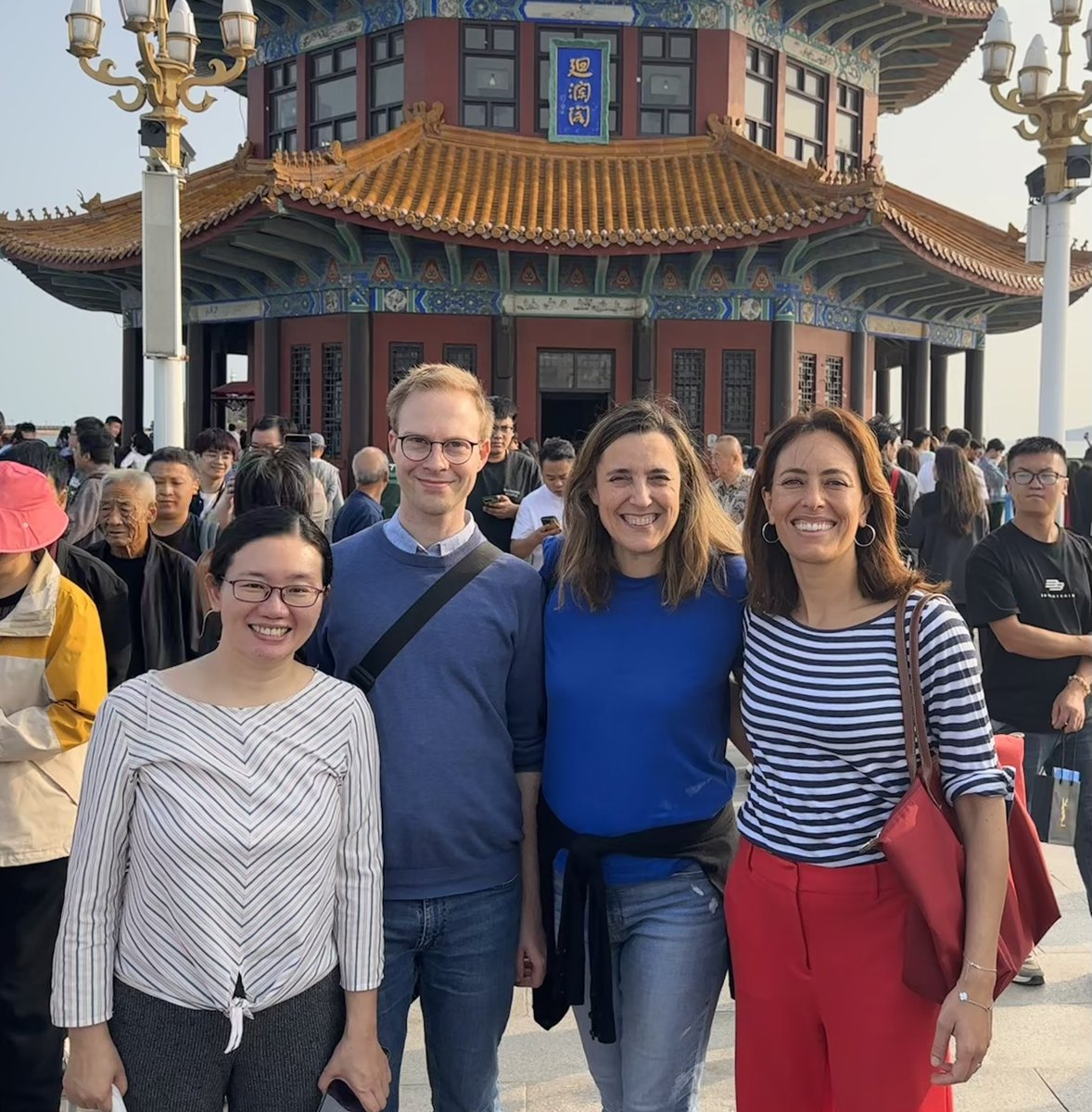 theo_chem's tweet image. Past and present of AGLeti at #ISTCP2024.
#AcademicSuccess 🎓
Catching up with Professors @Dr_Escudero (@KU_Leuven), Nadia Elghobashi-Meinhardt (@ucddublin ) and Jin Wen (#Donghua_university, Shanghai).
So proud!
@lorenz_gruen