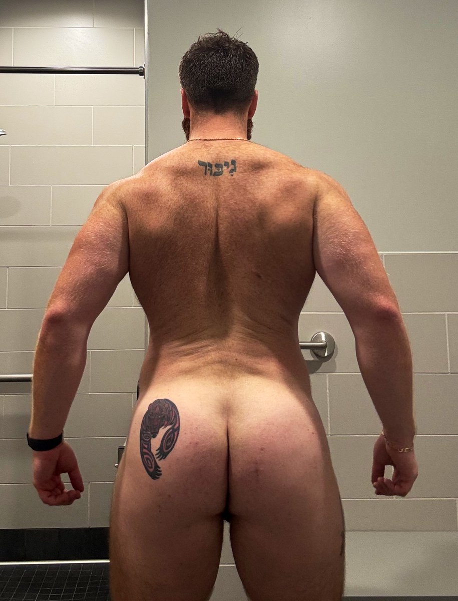 BrockyCocky tweet media