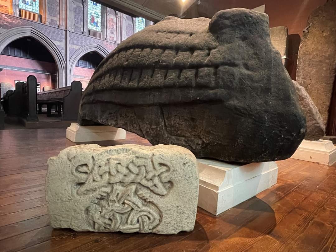 The Govan Stones π‘π (@govanstones) on Twitter photo You'll soon be able to see the Bidston replica alongside the West Kirby replica hogback in the <a href="/MuseumLiverpool/">Museum of Liverpool</a>βs History Detectives Gallery.
For more on the Bidston hogback from the Wirral, see the excellent <a href="/AS_Corpus/">The Corpus of Anglo-Saxon Stone Sculpture (CASSS)</a> and its Bidston entry: chacklepie.com/ascorpus/catvoβ¦ You'll soon be able to see the Bidston replica alongside the West Kirby replica hogback in the <a href="/MuseumLiverpool/">Museum of Liverpool</a>βs History Detectives Gallery.
For more on the Bidston hogback from the Wirral, see the excellent <a href="/AS_Corpus/">The Corpus of Anglo-Saxon Stone Sculpture (CASSS)</a> and its Bidston entry: chacklepie.com/ascorpus/catvoβ¦