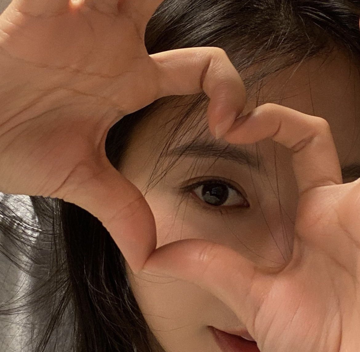 오늘 김지원 생일이래요!!!💗🎀
김지원 사랑해🫶🏻🫶🏻🫶🏻
#HAPPYJIWONDAY