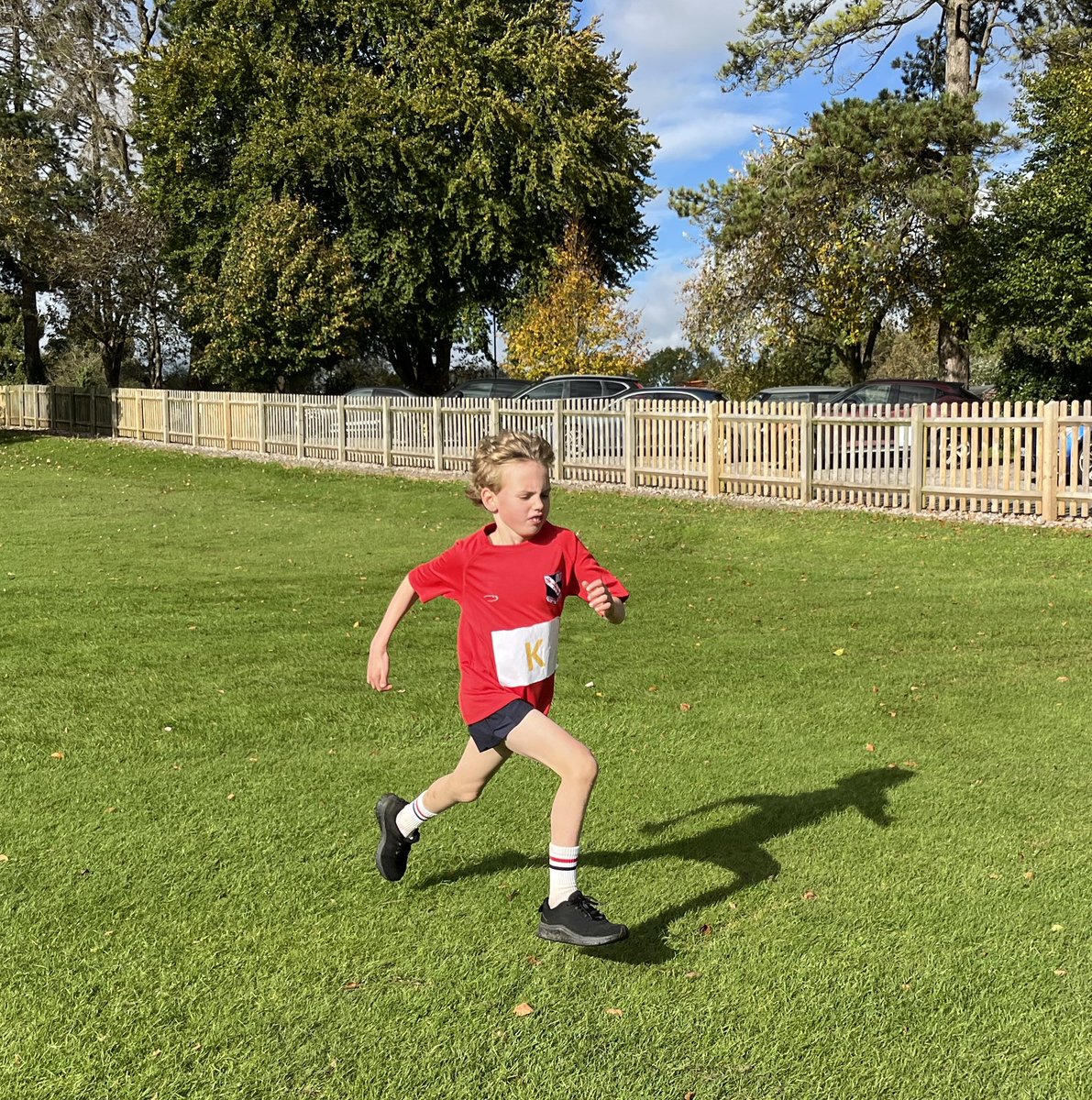 MonktonYear4's tweet photo. What a great cross country Year 4, well done 👏 #MonktonYear4 #MonktonSport https://t.co/7bNN5QB9az
