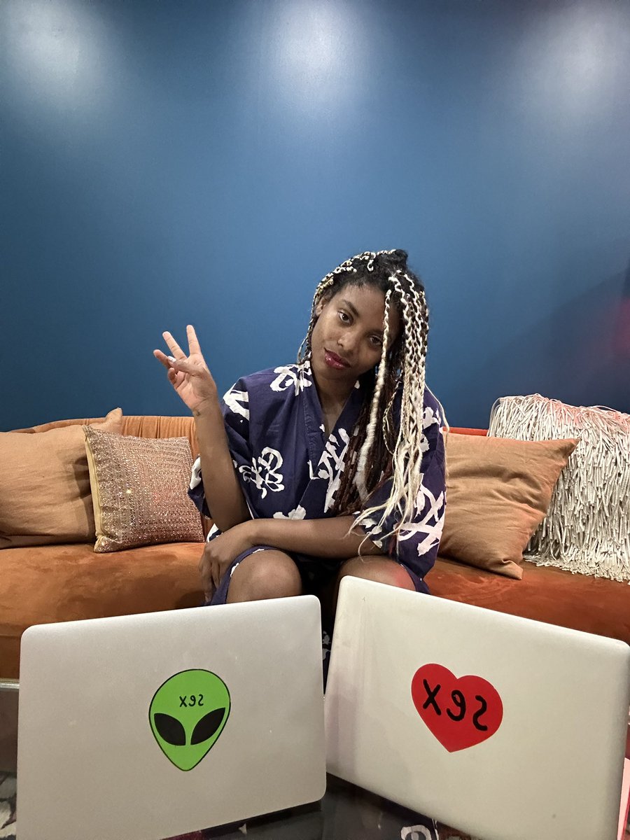 These are the two laptops I produced all my hits on, including songs like “Feel Real” and my latest release “One and Only” musics.to/oneandonly

I can’t wait to share more of my creations, and I’m grateful these two have taken me so far❤️👽🛸