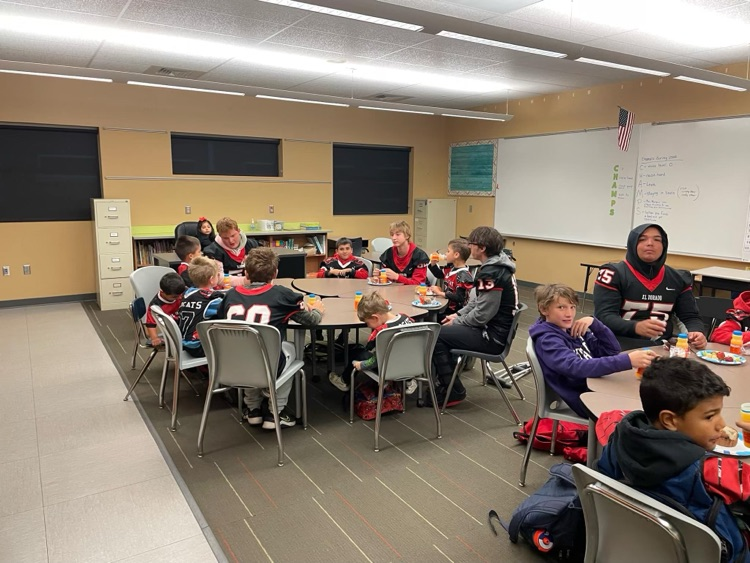 🏈 The EHS Football Team visited Jr Wildcat Football players at all 3 of our elementary schools. Love our Wildcats and can't wait to have these Jr Wildcats at EHS in the future! #PartOfThePride