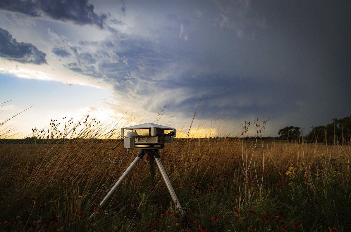 ForecastWatch's tweet photo. When it comes to extreme weather, hurricanes and tornadoes seem to get the most attention. Hail tends to fly under the radar, literally and metaphorically.

Yet hailstorms total cars, destroy roofs, and devastate crops, costing the U.S. $46 billion in 2023 alone. (1/2) https://t.co/EGWU9srUoT