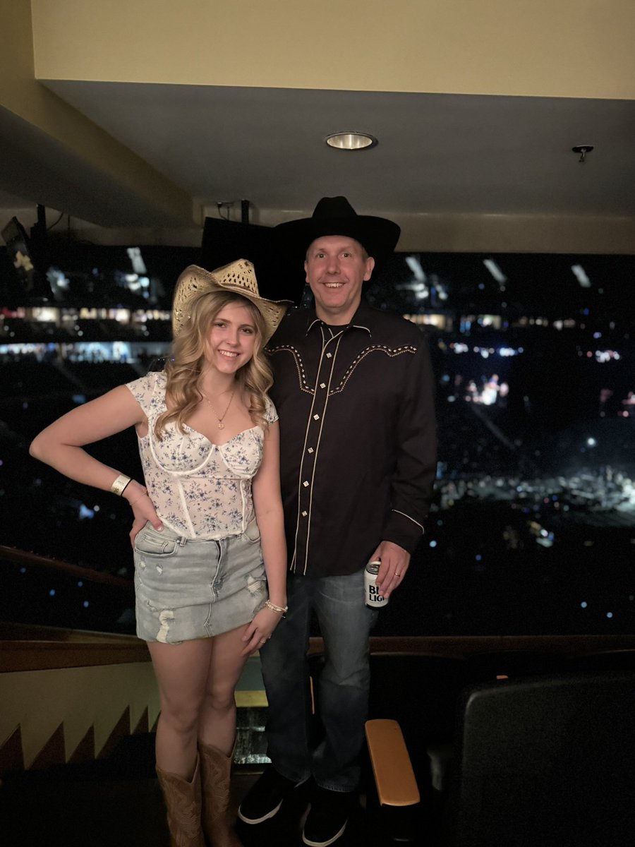 kosmoski's tweet image. Happy Sweet 16 to my girl @BiancaKosmoski !!  We are so proud of you and all the fun &amp;amp; adventures you add to our family!   You have a way of always making it happen &amp;amp; make sure everyone around you is having too much fun! 
I am incredibly blessed to be your dad !