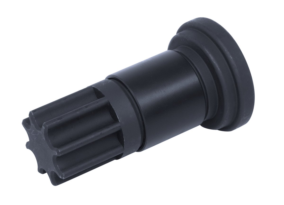 lislecorp's tweet image. The Lisle 62310 Engine Barring Tool for Cummins Allows the Engine Crank to be Manually Adjusted. Works on Cummins 3.9L, 8.3L, B &amp;amp; C series 5.9L and 6.7L diesel engines. 

Learn More: lislecorp.com/specialty-tool…
#SmileWithLisle #LisleCorporation #LisleTools #NewTools