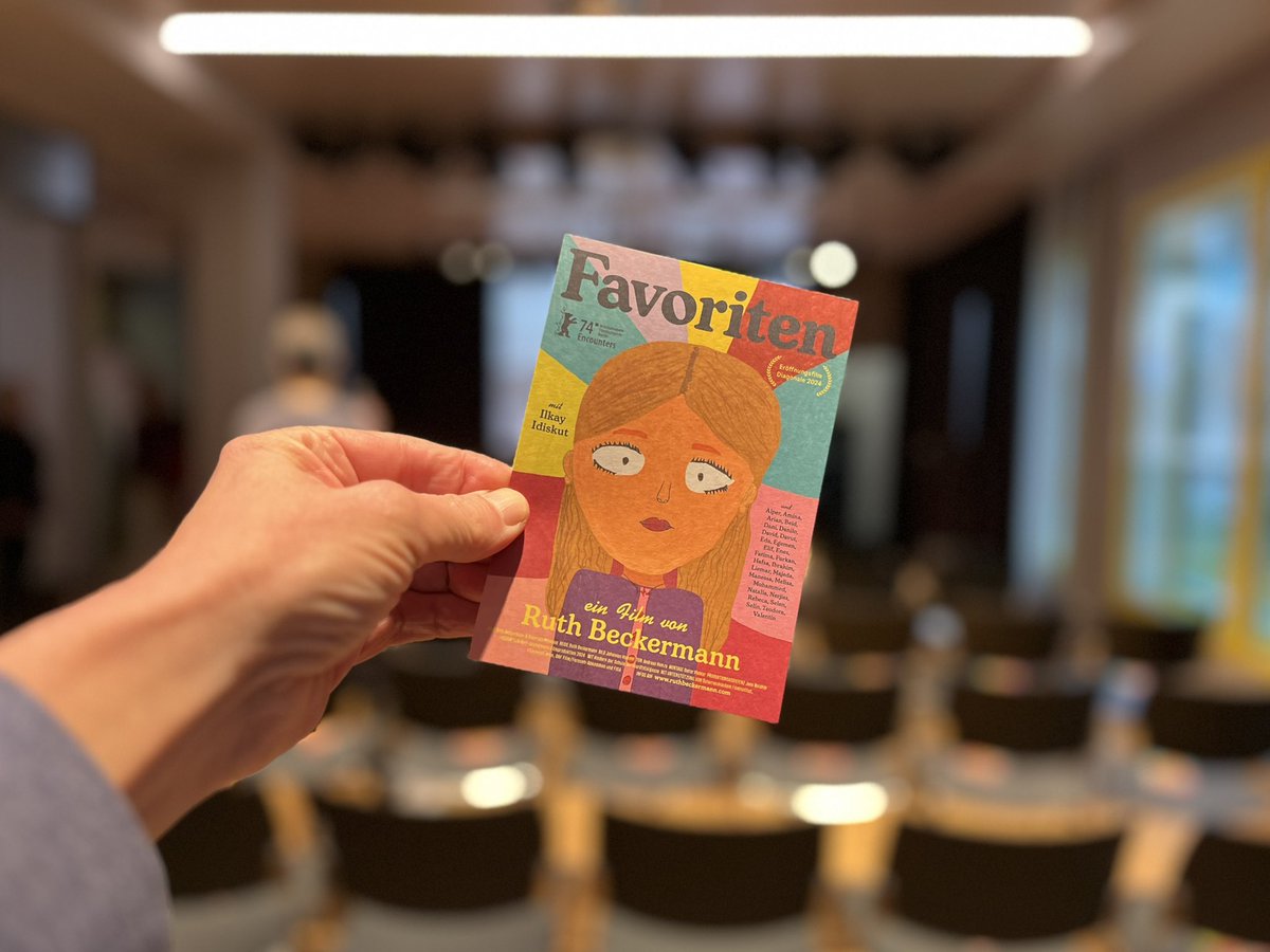 LandauDaniel's tweet photo. Heute Abend, jetzt dann bald, der so wunderbare wie mE wichtige Film von Ruth Beckermann (@RuthBeckermann?), „Favoriten“, und das hier, im Gleis21 in Wien 💪❤️

Und freue mich auch schon sehr, nachher dazu mit ua @schrodt_heidi am Podium zu sitzen, Thema Bildung, vielleicht jetzt ned so überraschend 😊