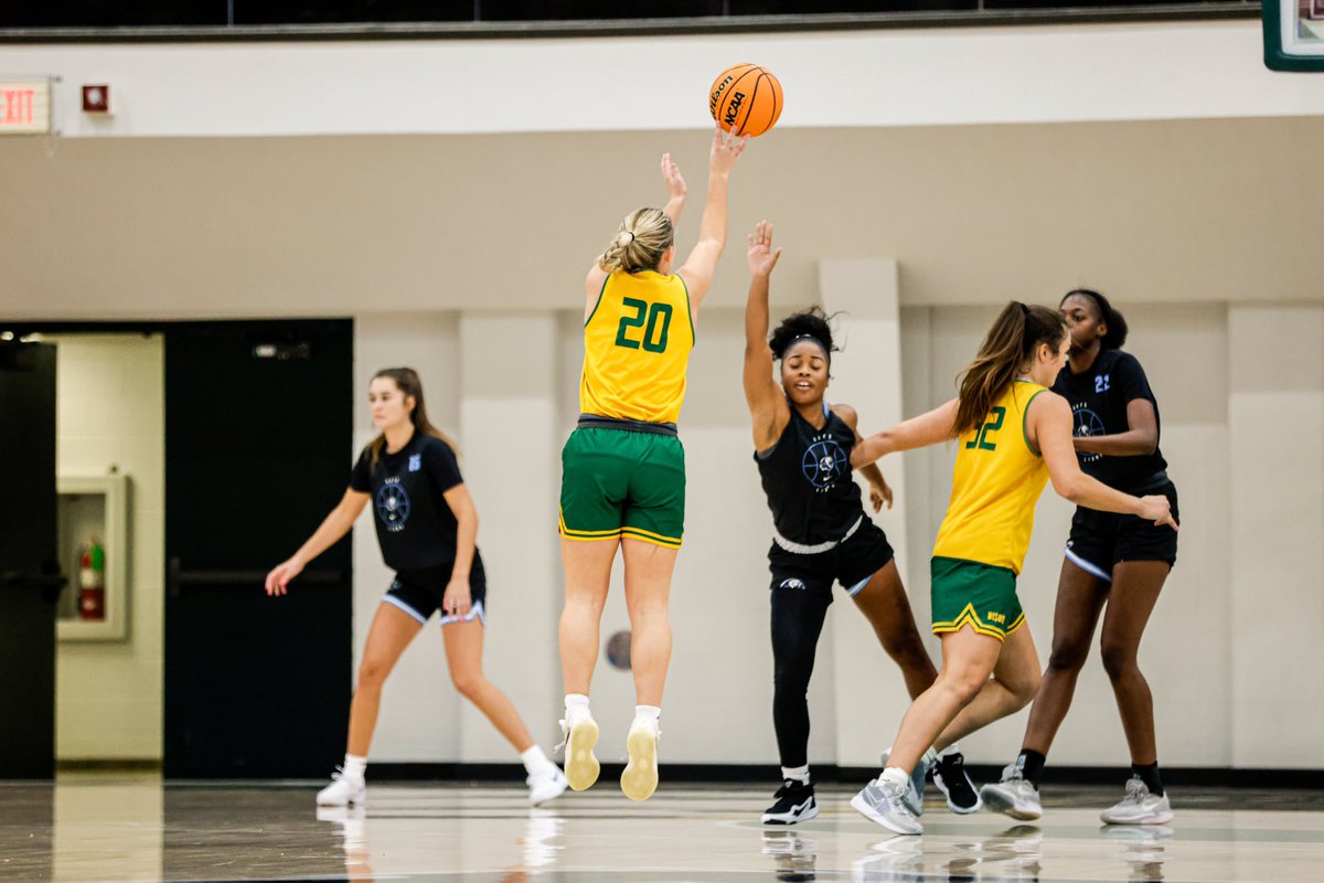 Just a handful of shots from last night’s scrimmage 😏

What a great way to kick things into gear before we officially get rolling in a few weeks 😋