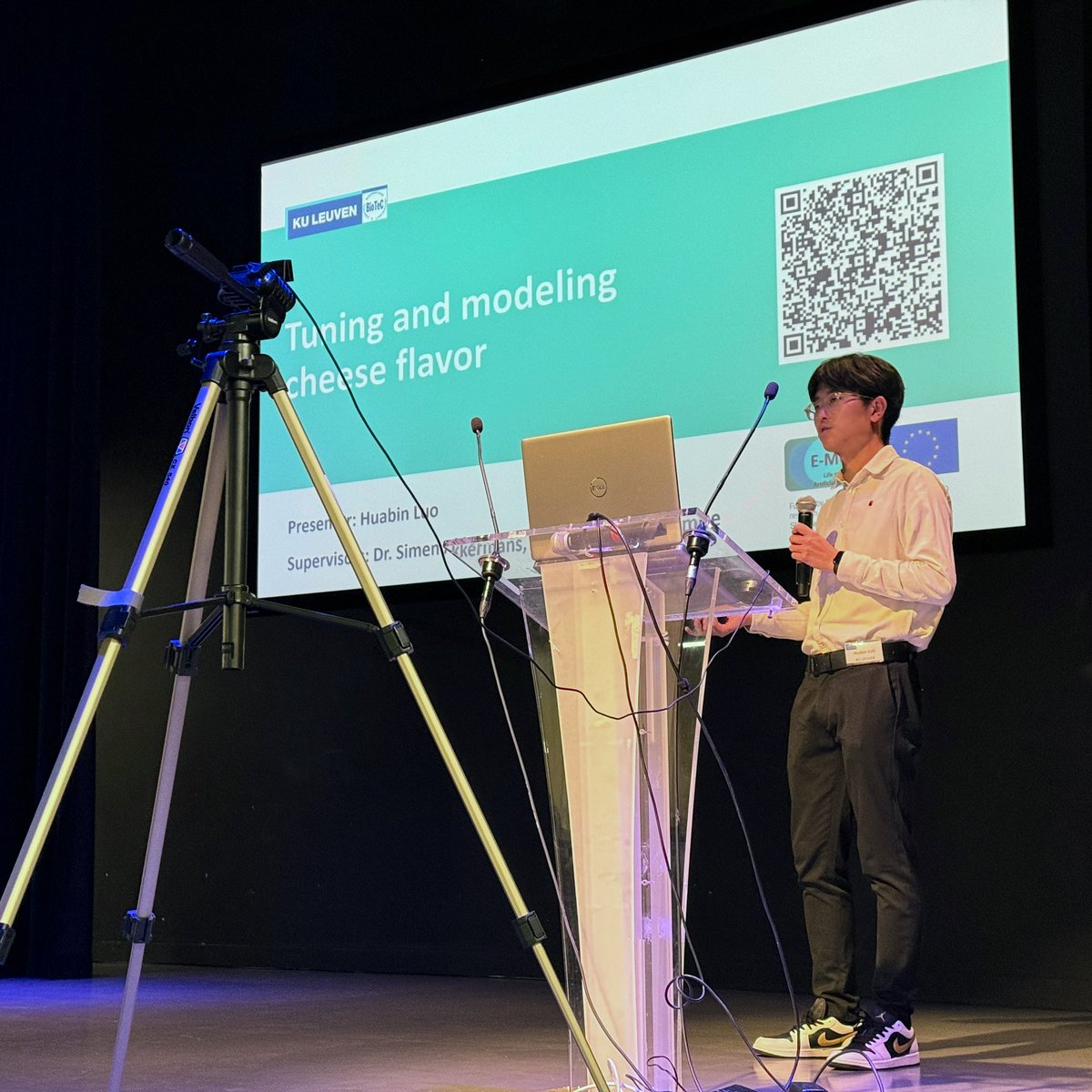 Two excellent presentations by <a href="/KULeuvenBioTeC/">KULeuvenBioTeC+</a> #PhD scientists <a href="/mathbiojianwang/">Jian Wang</a> and #HuabinLuo at the joint <a href="/EMUSE16/">E-MUSE</a> x <a href="/FAIROmicsDN/">FAIROmics</a> Workshop in Paris 👏🏼 
#FoodSystems 
#Cheese 

<a href="/KULeuvenGent/">KU Leuven - Gent, Industrieel Ingenieur</a> 
<a href="/KULeuvenFOOD4S/">KULeuvenBiFTec-FOOD4S</a> 
<a href="/KU_Leuven/">KU Leuven</a> 
<a href="/MSCActions/">Marie Skłodowska-Curie Actions</a>