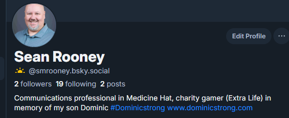 We'll see if this whole 🔵🌅 thing lasts. Was too slow on the uptake to get my OG handle though 😥 (smrooney there)