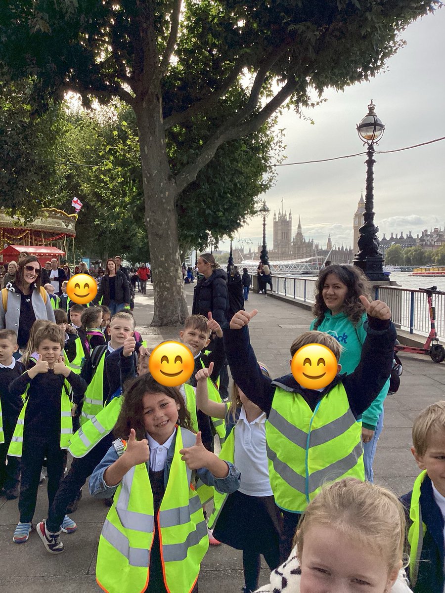 DSATBadgerbrook's tweet photo. Year 2 had a great day in London this week. They cruised the river Thames and found the site where Thomas Farriner’s. bakery once stood. It was a wonderful day of learning! https://t.co/lagdPA7cd5