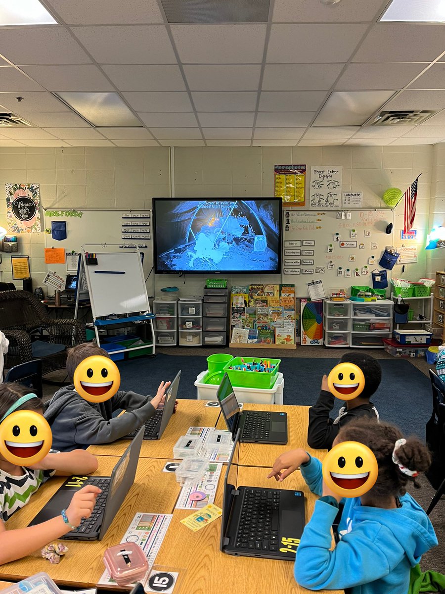 ‘Fall’ing for <a href="/BookCreatorApp/">Book Creator Team</a> in 2nd grade today! 🎃🍂 <a href="/KennesawElem/">Kennesaw Elementary</a> 

#CobbInTech