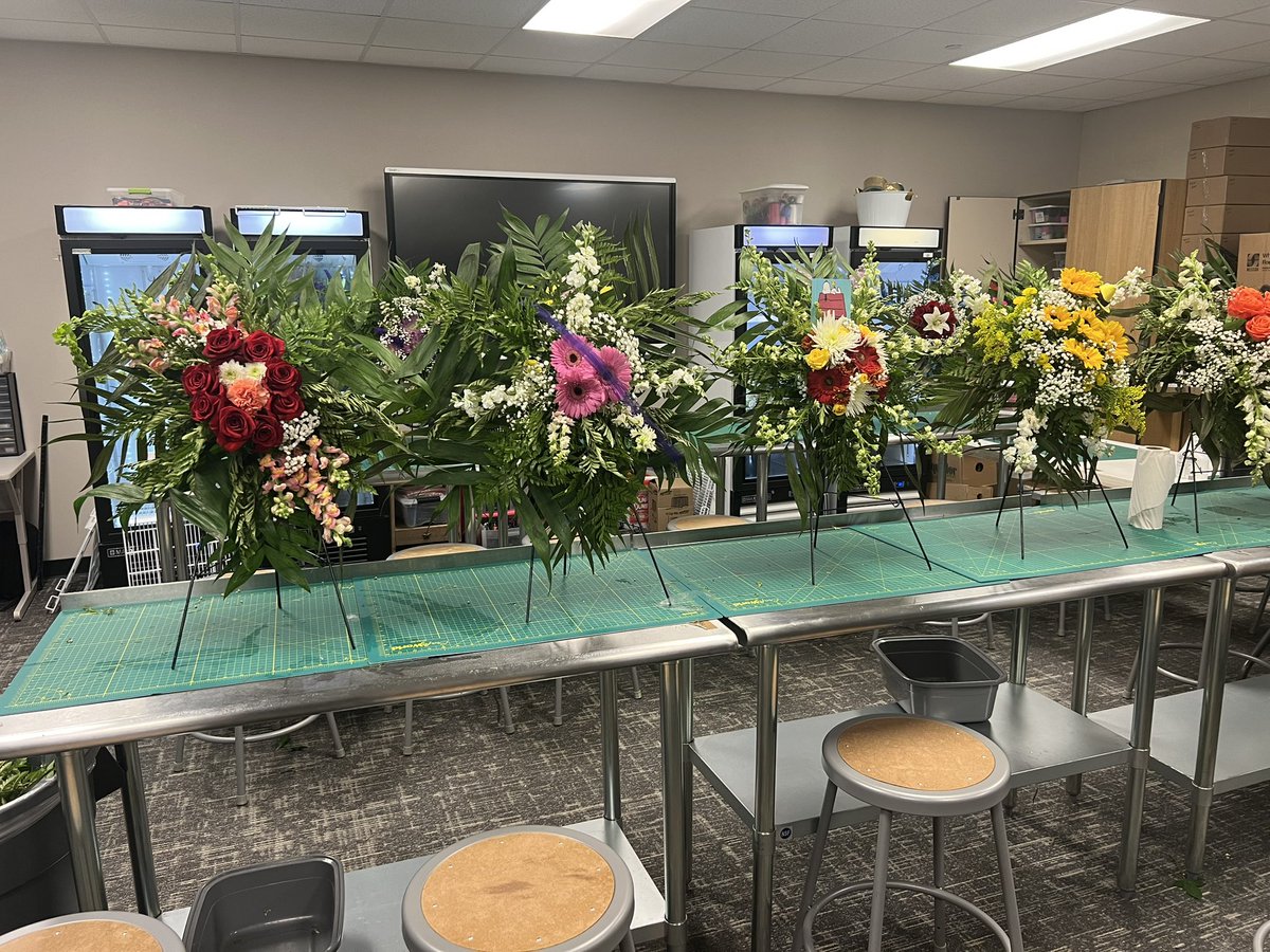 Foster Floral Design tweet media