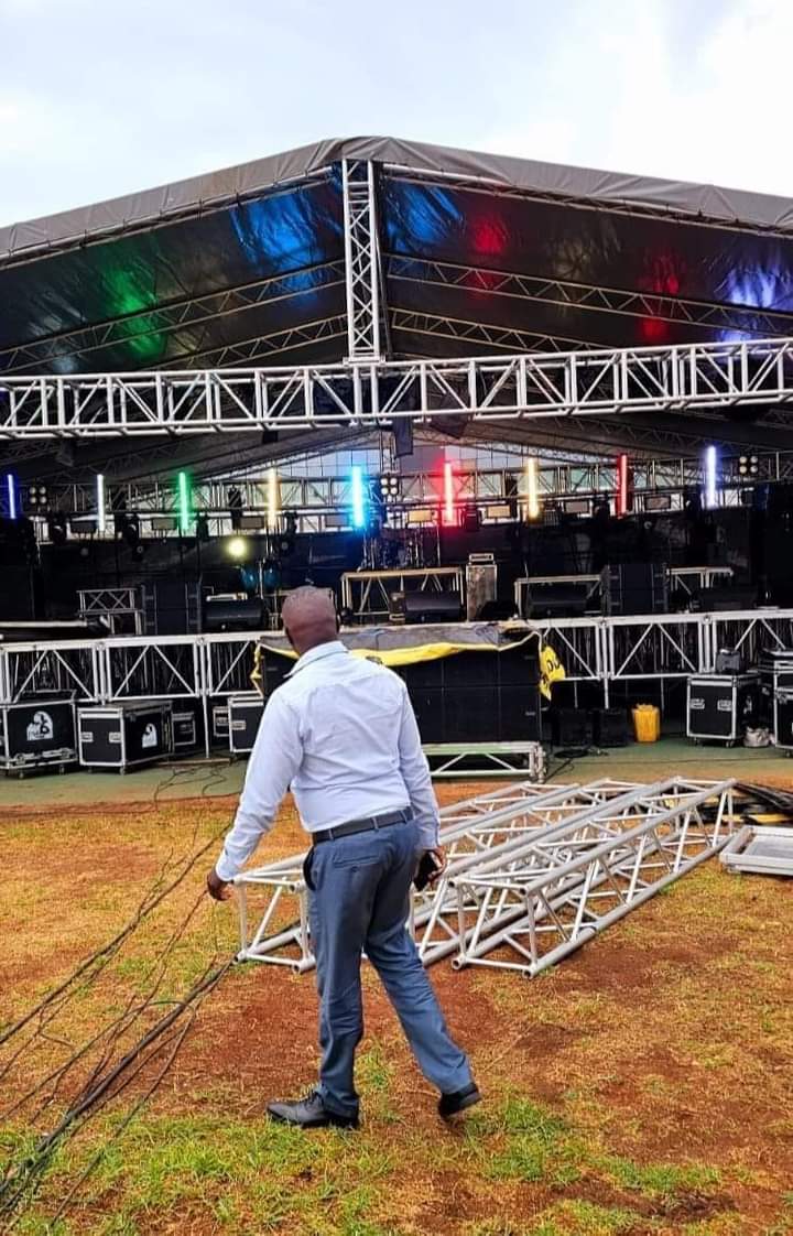 obegimalack's tweet photo. Moses Kuria inspects Uhuru Gardens ahead of Prof Kindiki's anticipated swearing in as Deputy President tomorrow
#DeputyPresident
#gachaguaimpeached 
#Gachagua https://t.co/pux6GcsezZ