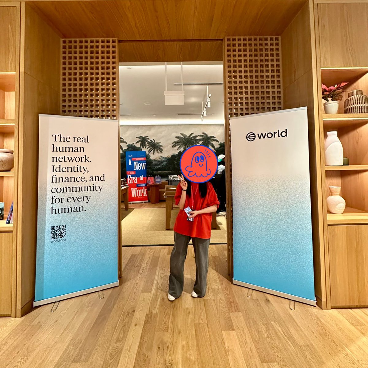 crafttpass's tweet photo. TY @tfh_technology for inviting us to your SG community event to celebrate World App 3.0 and for having @purpurosa share about Craftt, alongside @CudisWellness and @tantantribe!

Craftt Pass is integrated with World ID and is now available on the World App Store. https://t.co/Gi6pVCPFrU