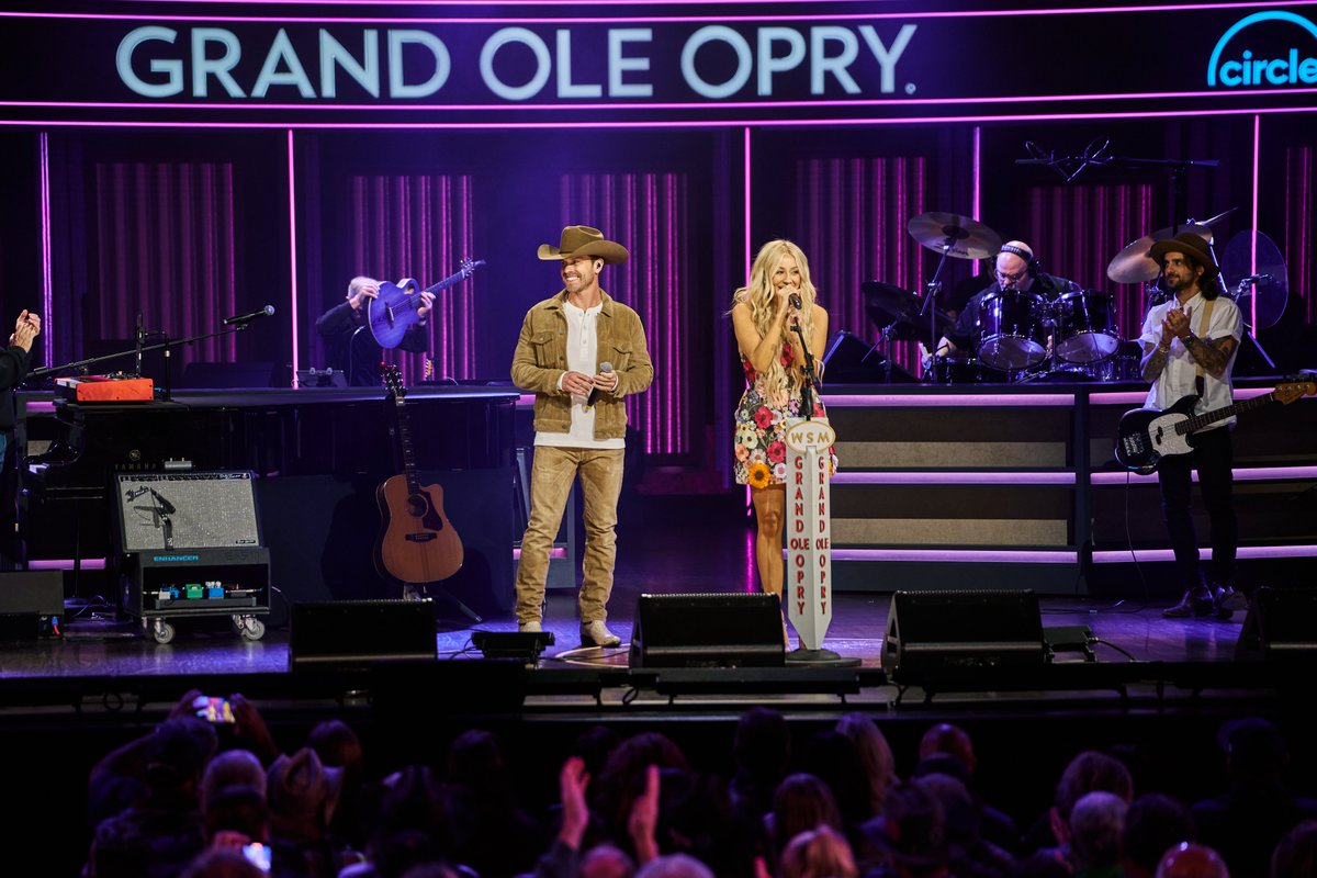 Dustin Lynch tweet media