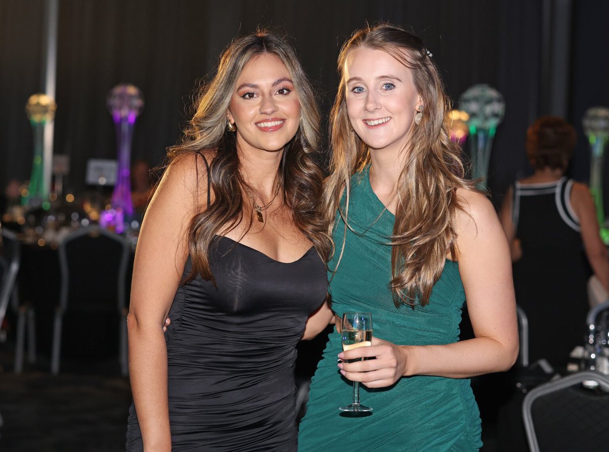 idigitalnhs's tweet image. Recently members of iDigital joined colleagues from across @AlderHey, who came together for the annual Alder Hey Stars Awards!🌟
Congratulations Ian who was shortlisted in the ‘Most Inspiring Leader’ category and huge well done to all of the winners on the night🎉