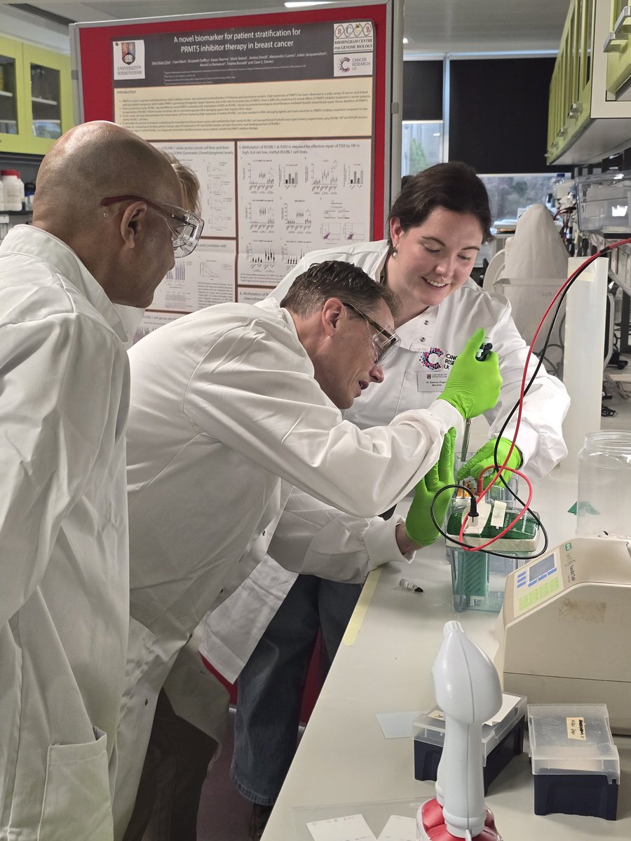 VictoriaS0106's tweet image. It has been quite the week at @unibirmingham hosting, learning &amp;amp; planning. @unibirm_CMH hosted @CR_UK Away Day alongside many inspiring moments with @birminghamalum &amp;amp; donors. I always feel very privileged to play a tiny part in the incredible research that takes place here.