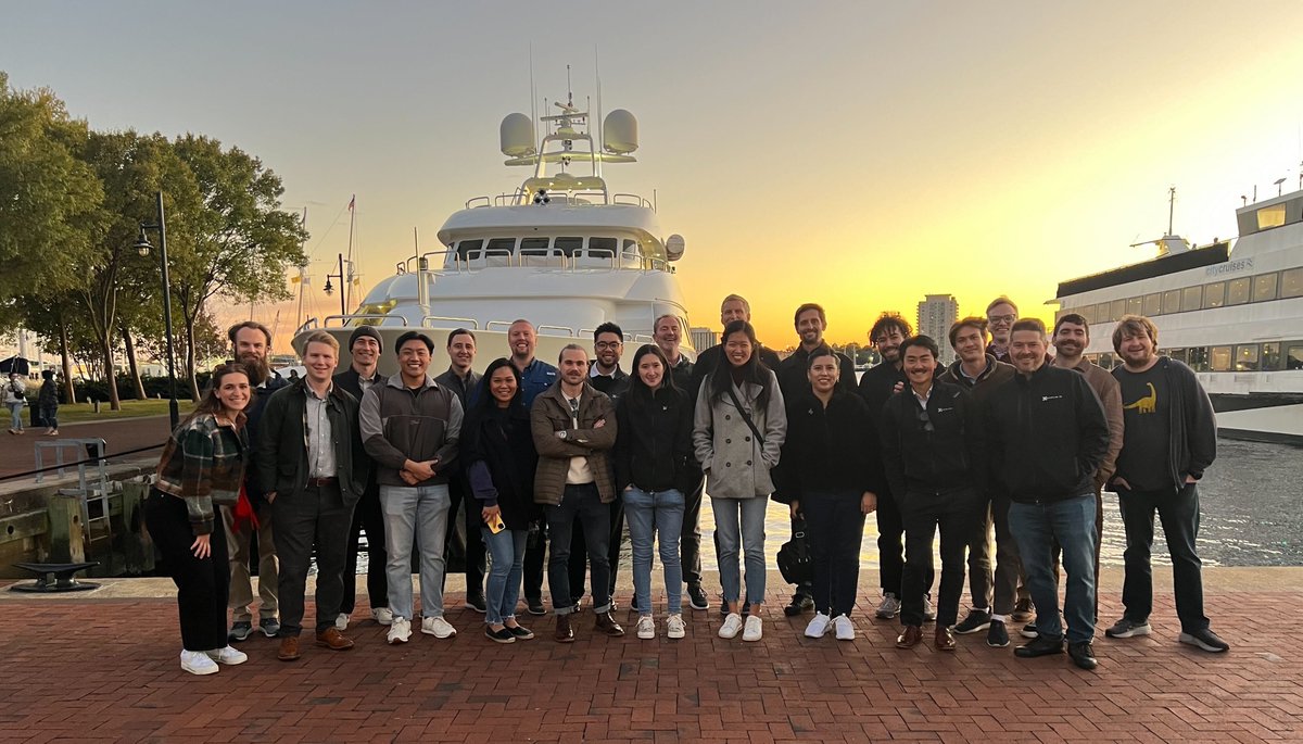 Oxalis_io's tweet photo. Our All-Hands Meeting in Norfolk was a hit! 🚢
We not only shared updates and celebrated our wins, but we also enjoyed delicious food and took in the stunning sunset during our boat trip. It was a great opportunity to connect with the team and share time with everyone! https://t.co/oYA1qgpjQC