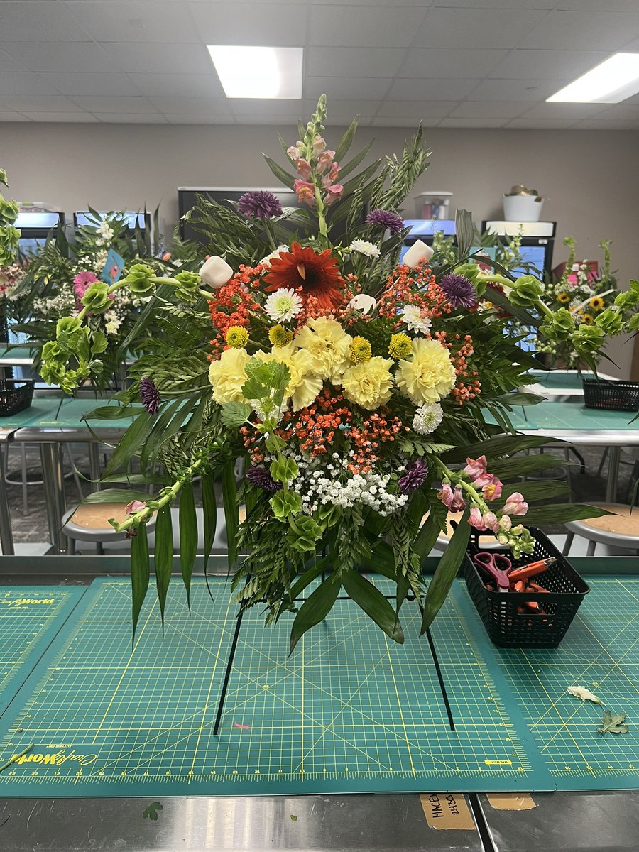 Foster Floral Design tweet media