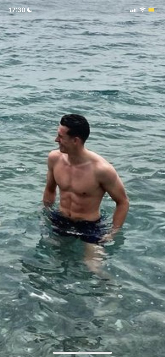 TonyTrulsen's tweet photo. Wanted to also give a shout-out to my strength and conditioning coach, Storm Strand

Great trainer and an OK guy, he’s a bit weird but would definetely reccomend!! https://t.co/3Zqc1Pynq4