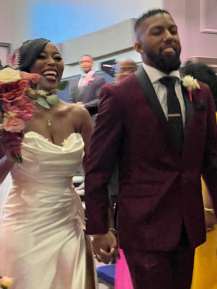 yg_trece99's tweet photo. I married my best friend 21days ago!!💍❤️ https://t.co/ISH8pXYI4i