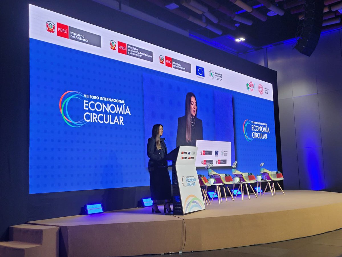 KCDONAYRE's tweet photo. Fue un privilegio participar como presentadora del VII Foro Internacional de Economía Circular, organizado por @UEenPeru @viviendaperu @MinamPeru @MINPRODUCCION 

Fueron 2 días con especialistas nacionales e internacionales, empresarios, emprendedores y autoridades del Estado. https://t.co/lQ2s3zJoKR