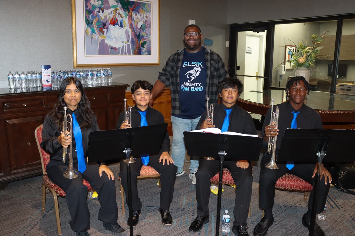 Alief_Fame's tweet image. Day 2 of @PFETexas Conference included a full day of learning, a panel with Dr. Karen Mapp, a performance from @elsikmrb, and even a Texas themed party! #pfeconference