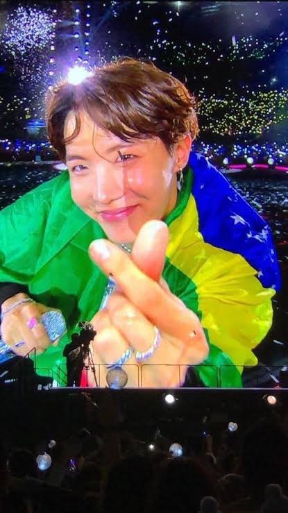 jkisgorgeous_'s tweet photo. @RiseOnBangtanAr @Momentibles Thanks 🥰💖
@Aj_Lary1
#JHOPE #HOBI_HOMECOMING #HobIsBack #HOBI #JHOPE https://t.co/EL4xHHSMj9