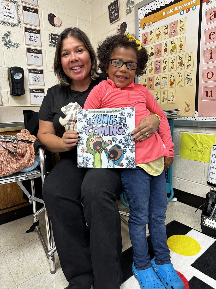 HaugMrs's tweet photo. Thank you for being our mystery reader Mrs. O’Rane! https://t.co/DzjaIXeJ4E