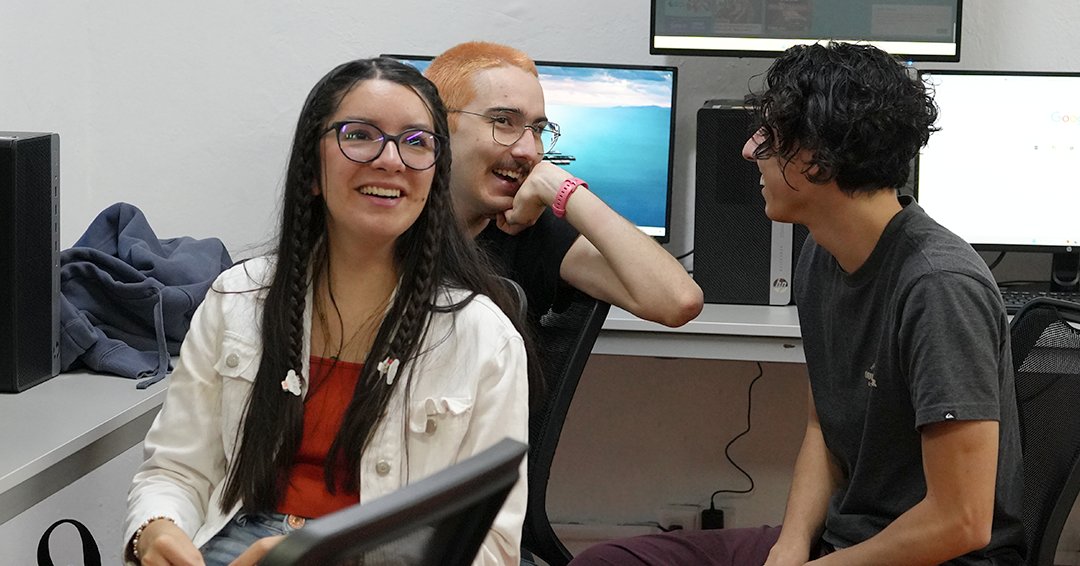 InstitutoArtek's tweet photo. Como parte de las celebraciones por el 3er aniversario de Instituto Artek, nuestra comunidad se unió para compartir conocimientos y experiencias en diversas actividades sobre las tendencias que están dando forma al futuro: IA, Power BI, Ciberseguridad y más.

1/2 https://t.co/0VW6gw8WlA